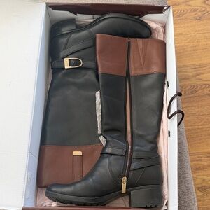 Bandolino Women’s two tone riding boots size 7.5